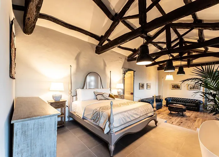 Отель Palazzo Boyl 1840 Кальяри