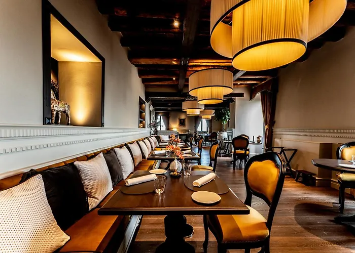 Palazzo Boyl 1840 ホテル