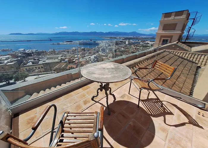 Palazzo Boyl 1840 カリアリ