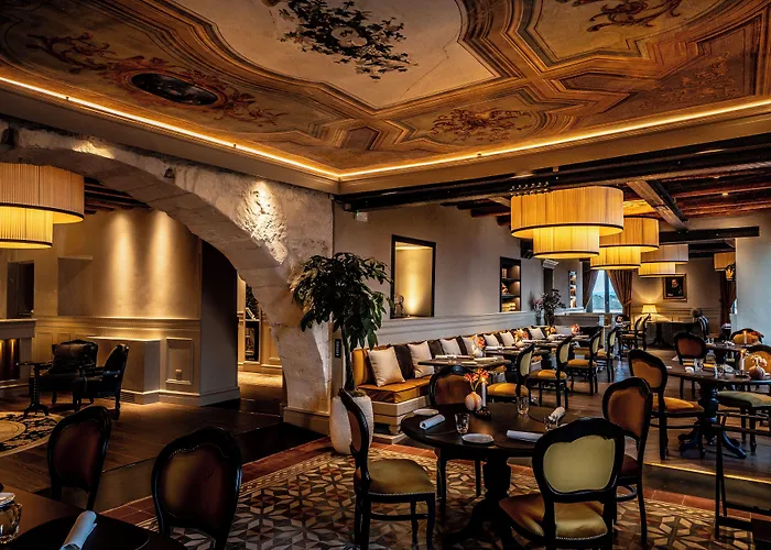 ホテル Palazzo Boyl 1840 カリアリ